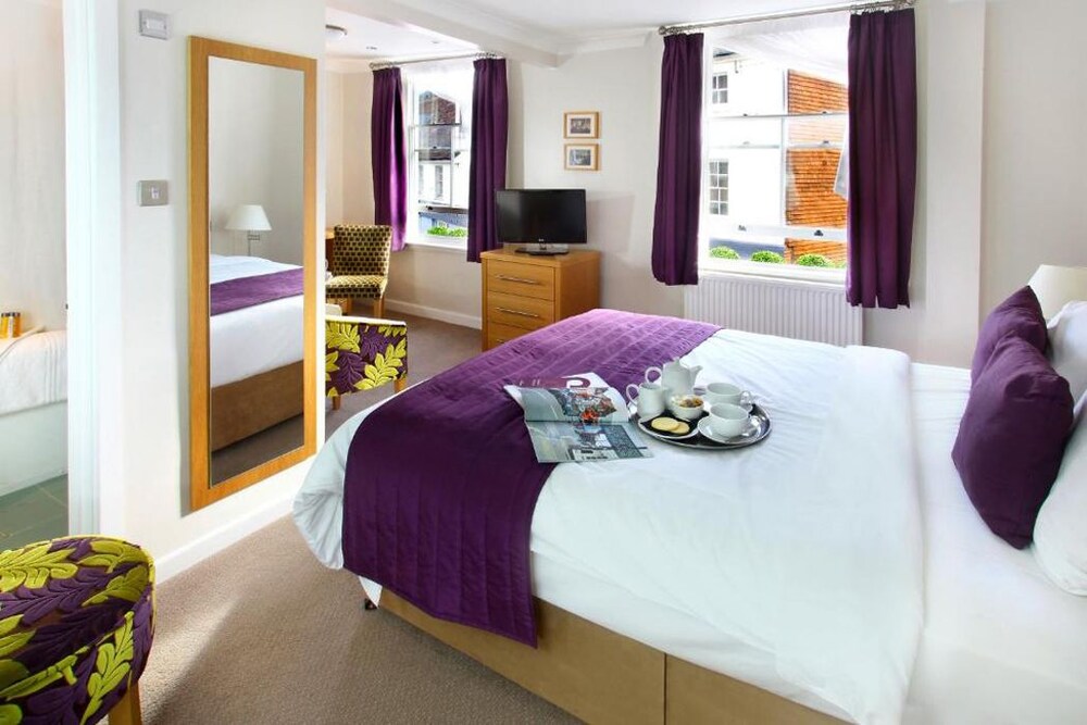 Guestroom