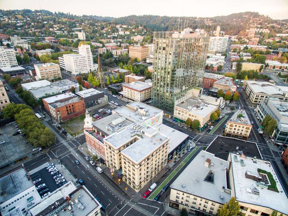 Aerial view, Mark Spencer Hotel