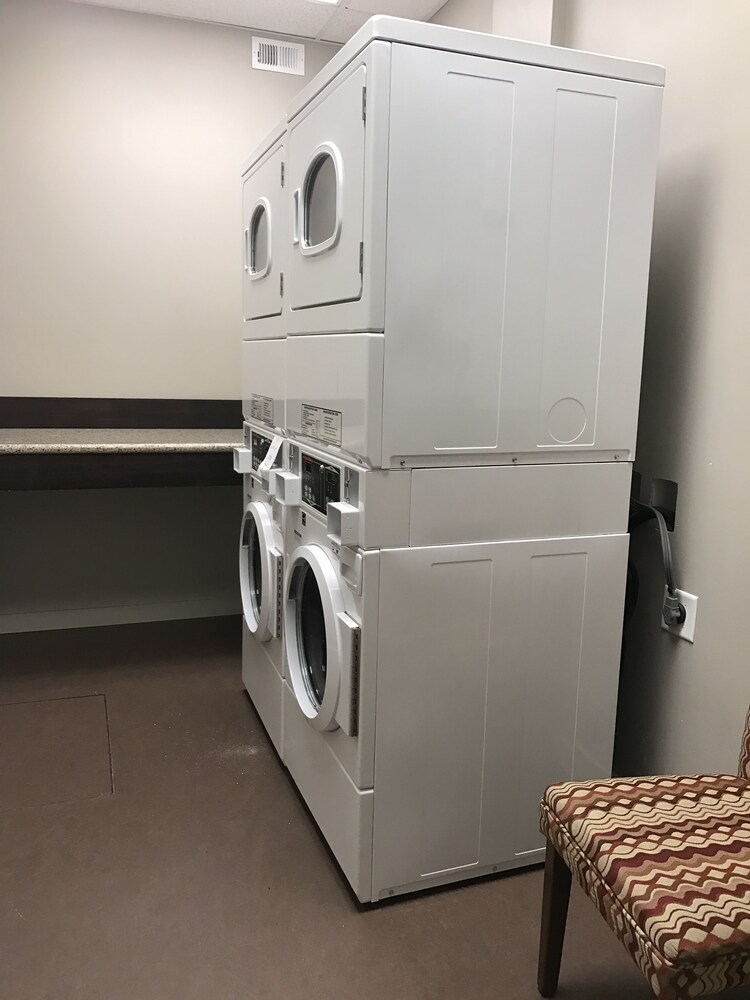 Laundry room, Mark Spencer Hotel