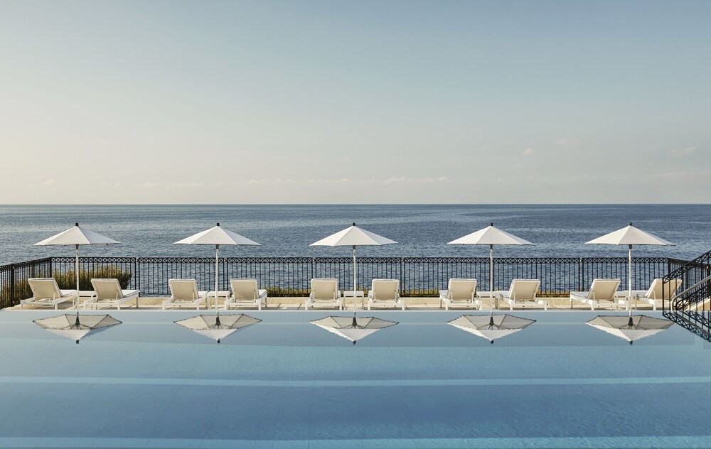 Infinity Pool