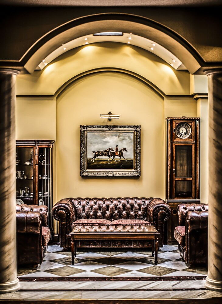Hotel Bar