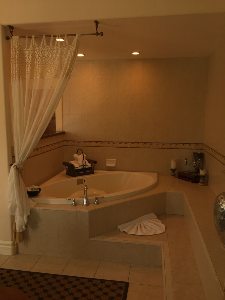 Jetted Tub