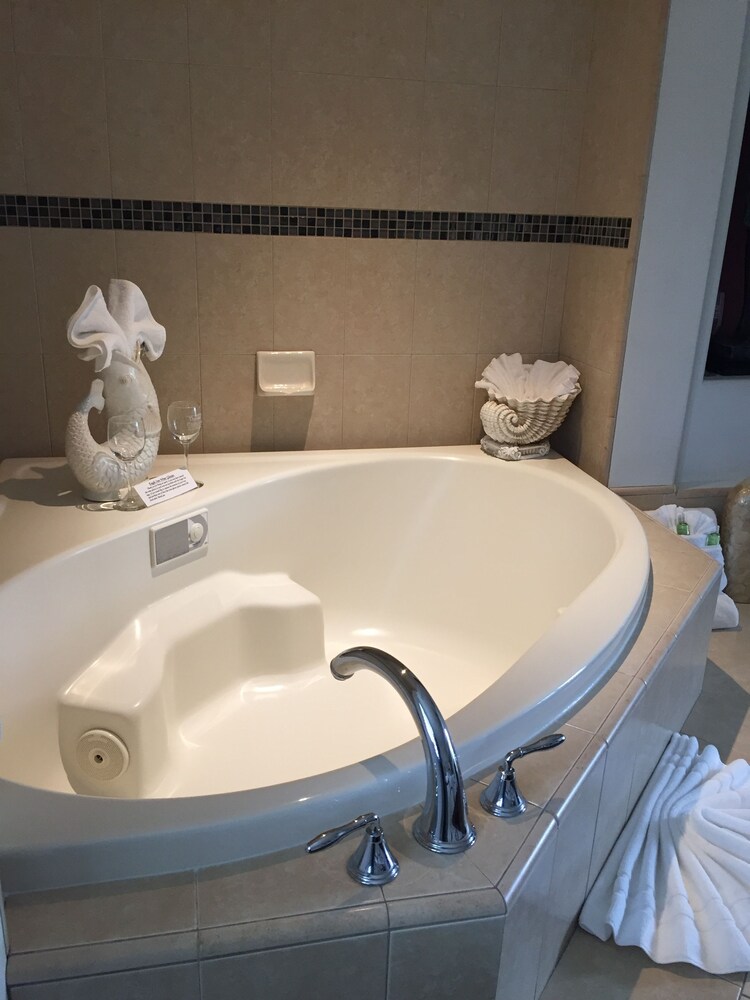 Jetted Tub