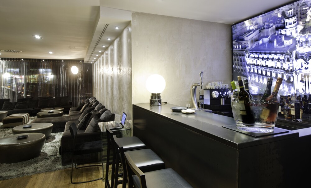 Hotel Bar