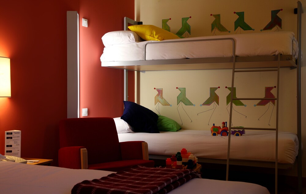 Childrens Theme Room
