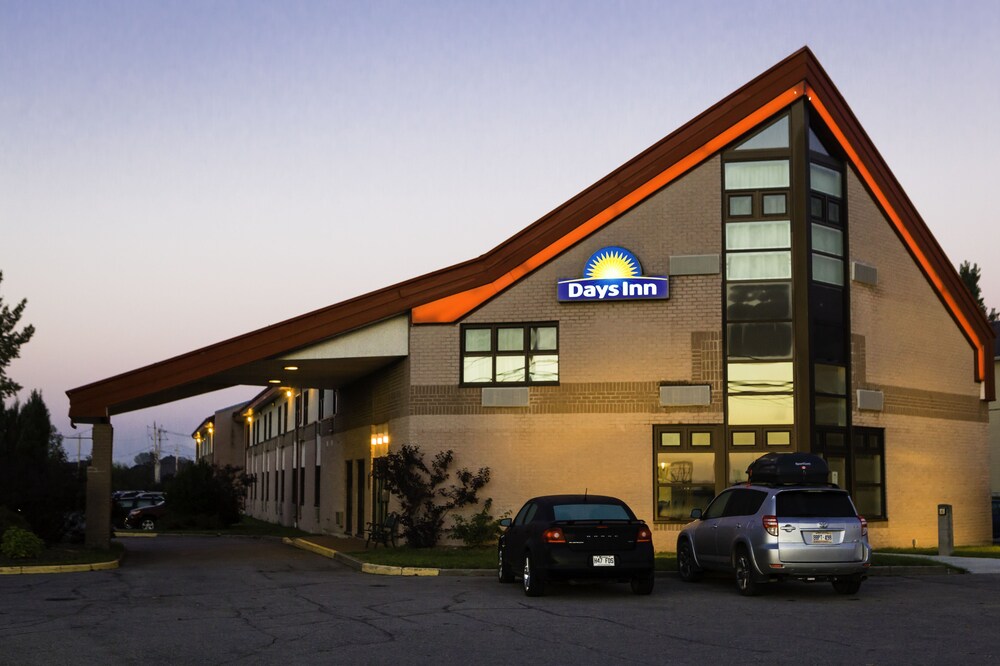 Hotel Front