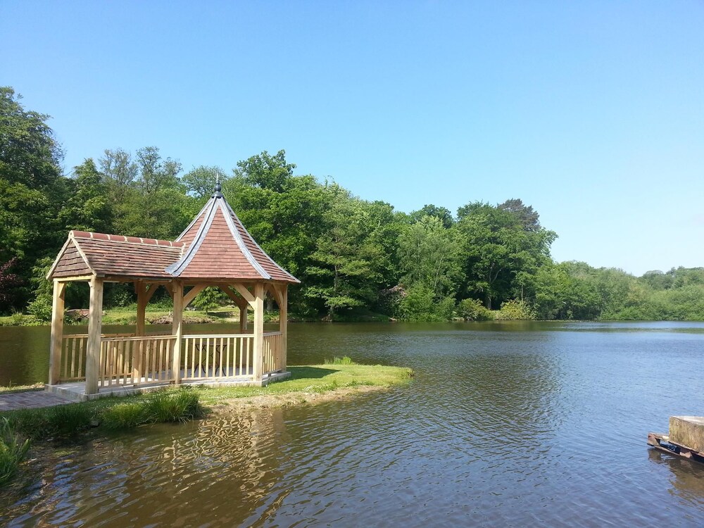 Lake View