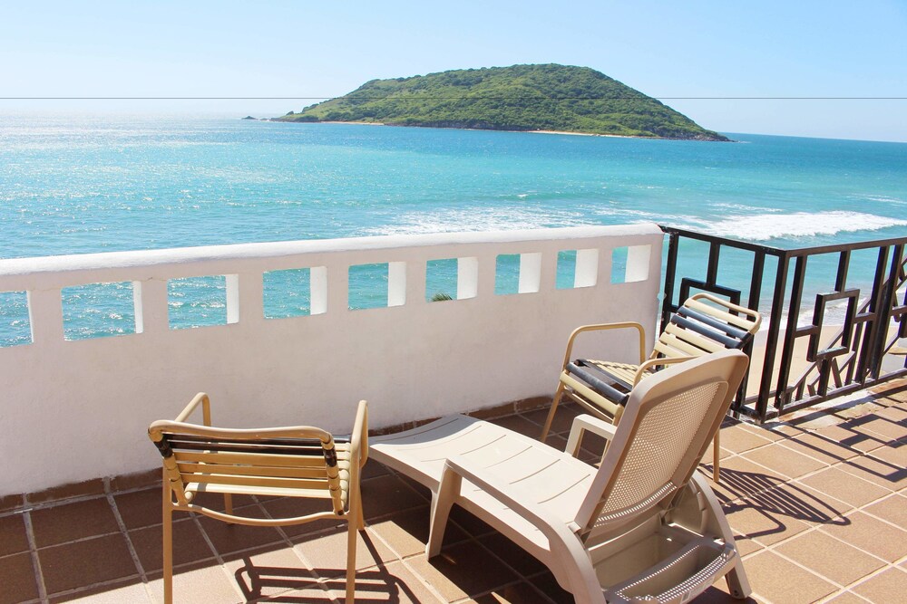 Beach/Ocean View