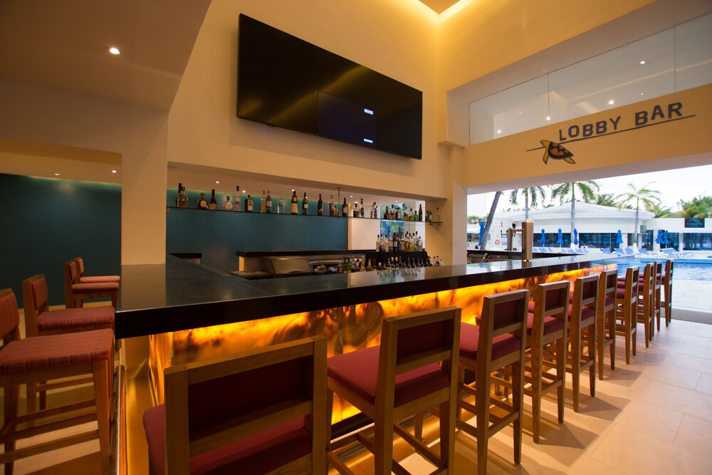 Hotel Bar
