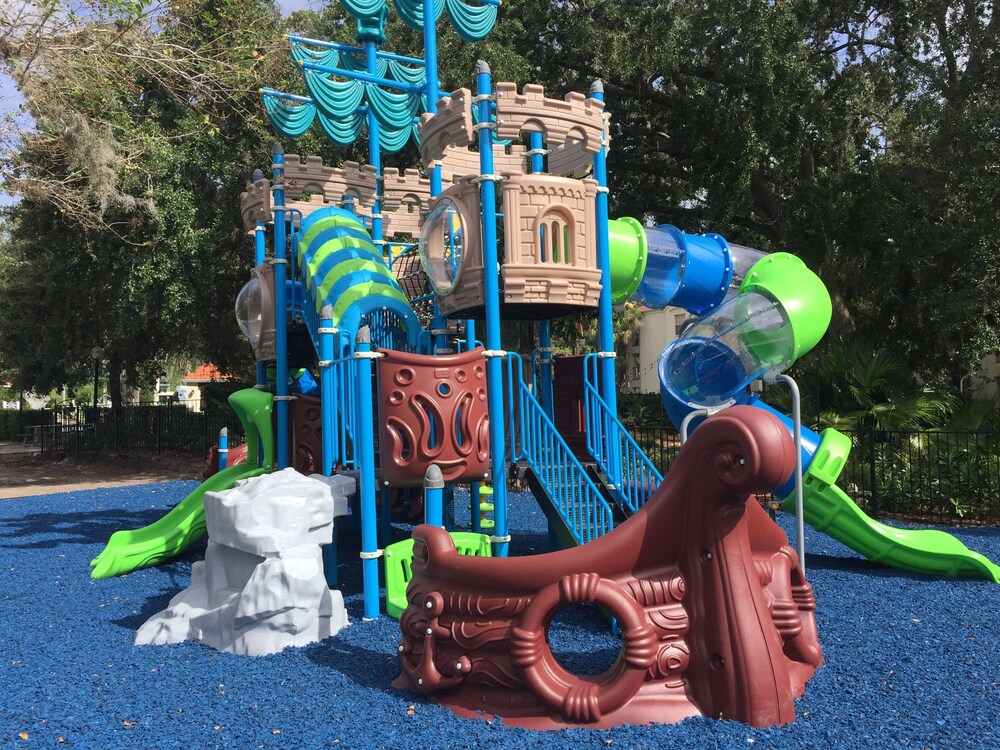 Childrens Play Area - Outdoor