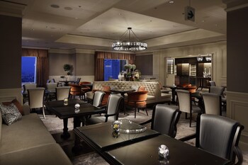 Executive Lounge