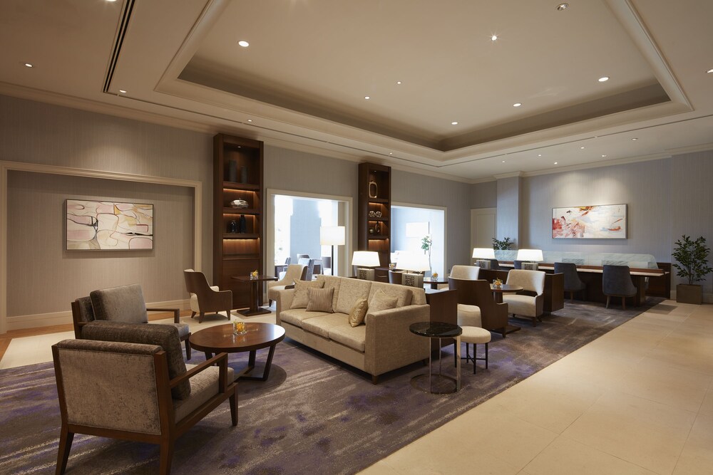 Executive Lounge