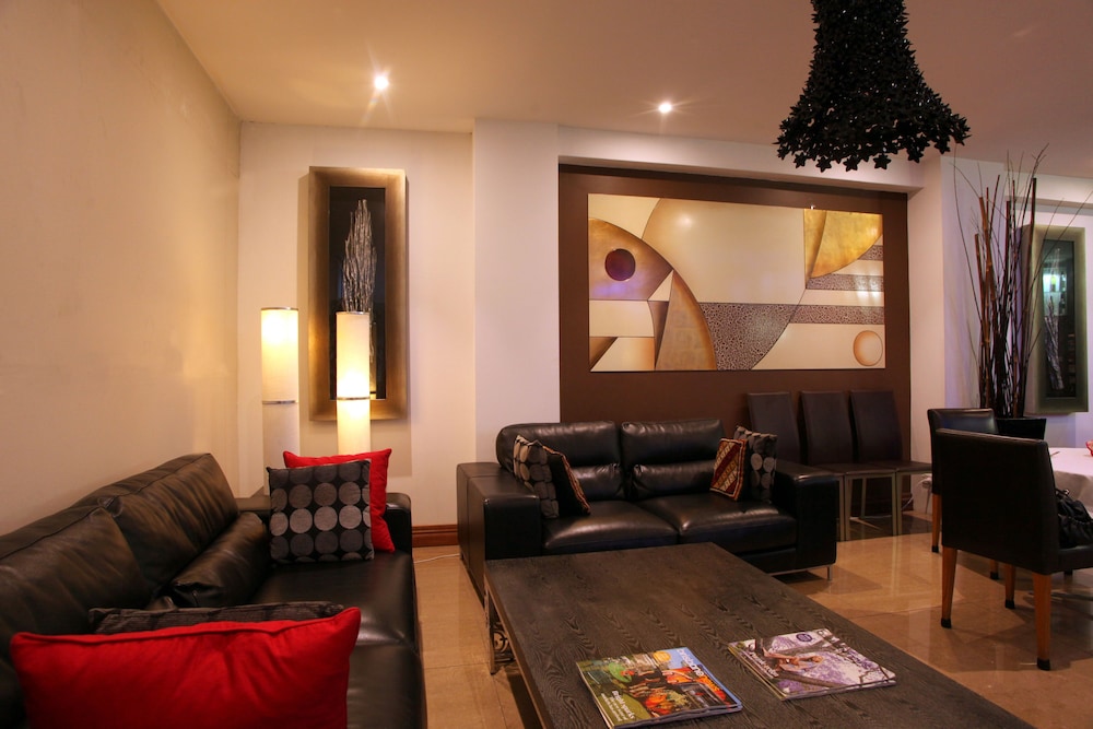 Hotel Lounge