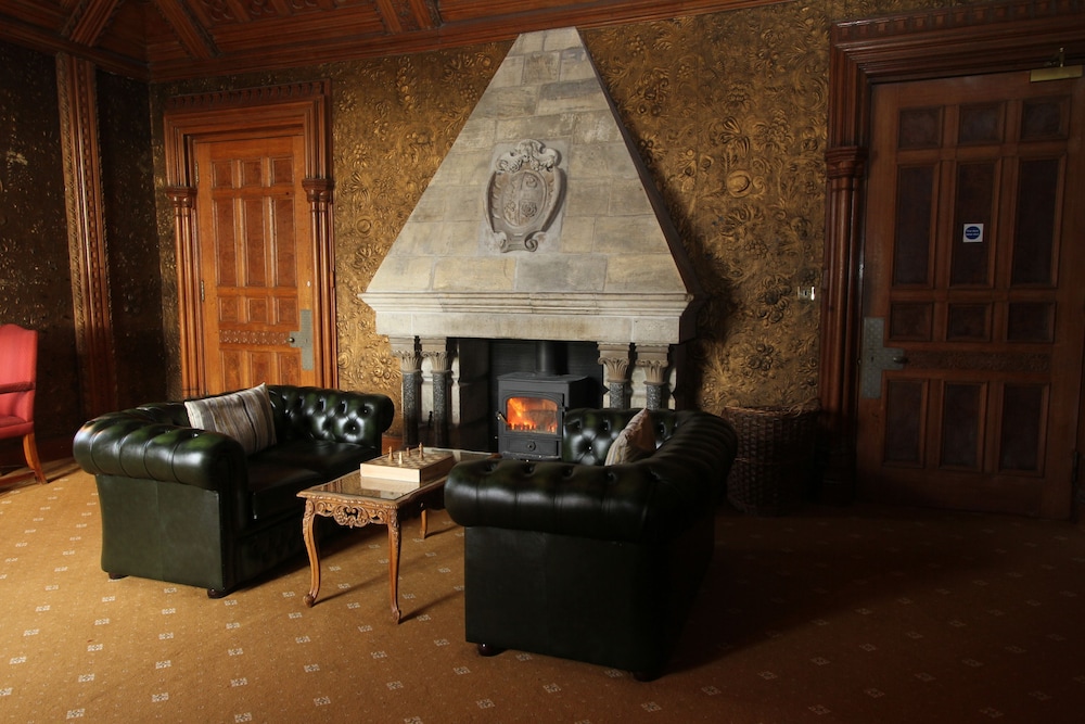 Executive Lounge