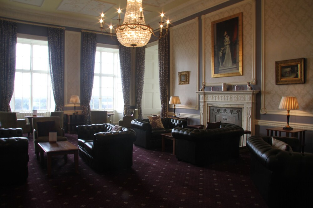 Executive Lounge