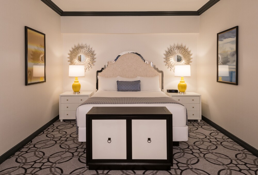 Room, Paris Las Vegas Resort & Casino