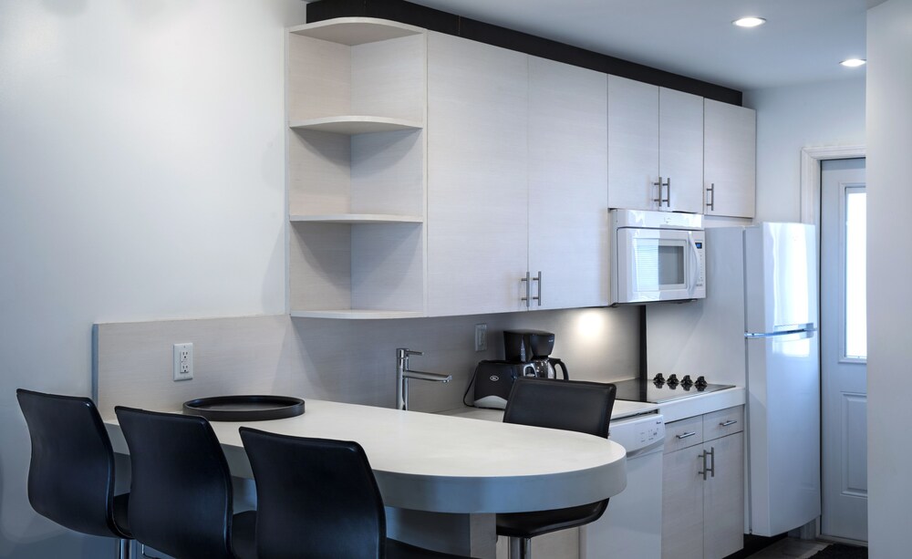 In-Room Kitchen