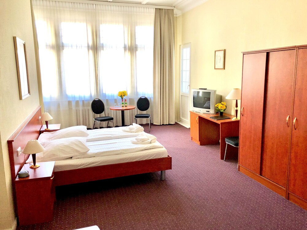 Guestroom View