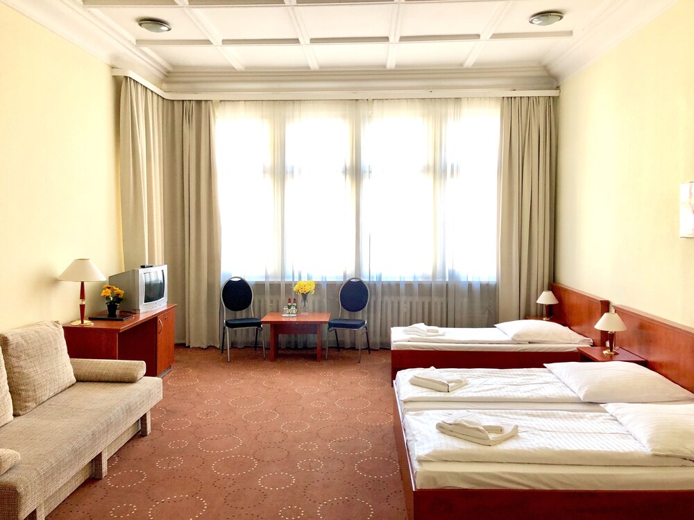 Guestroom View