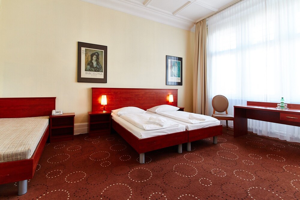 Guestroom