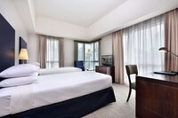 Executive Room, Corner (Capitol Deluxe)