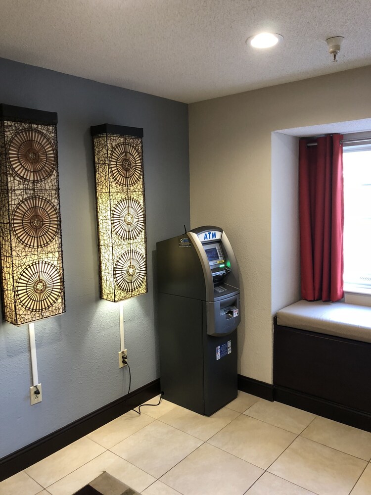 ATM/Banking On site