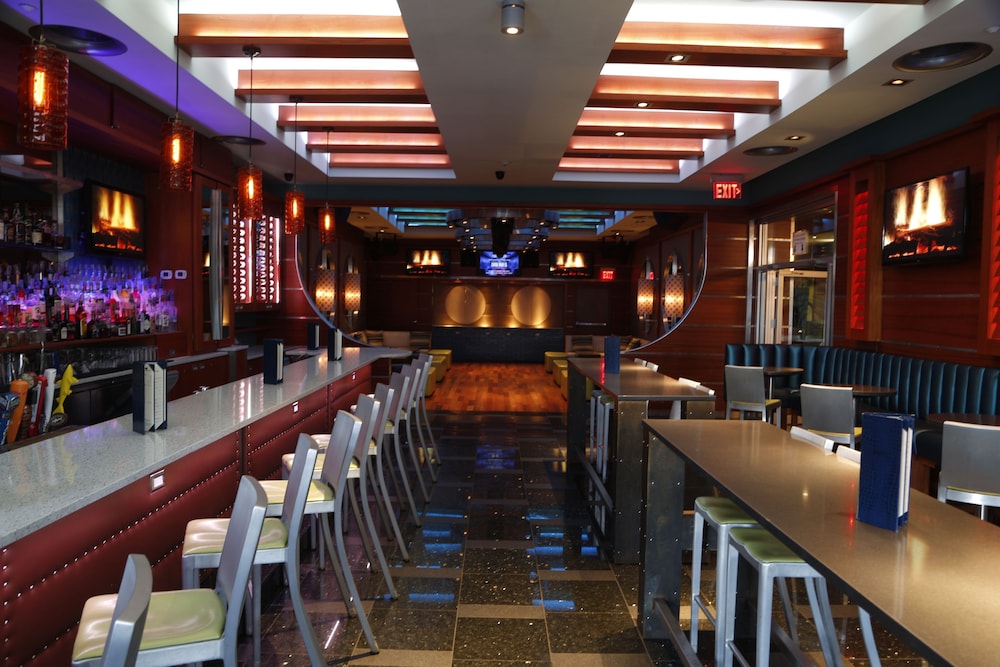 Hotel Lounge