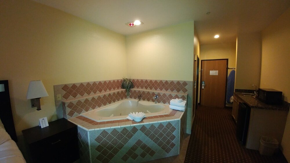Jetted Tub