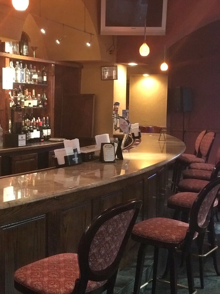 Hotel Lounge
