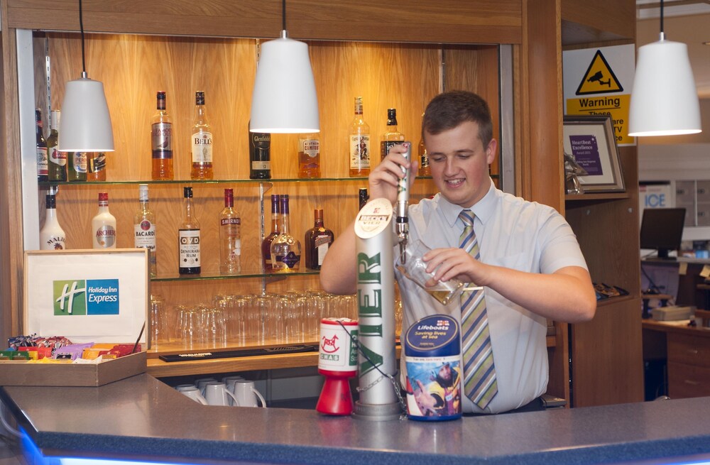 Hotel Bar
