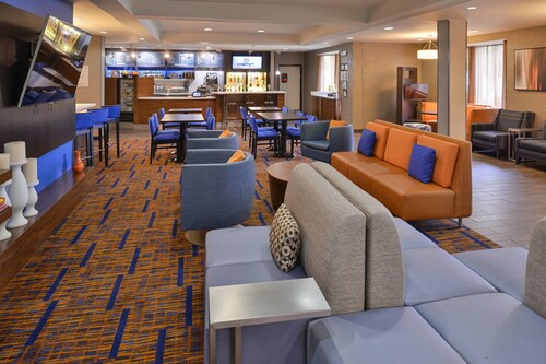 Courtyard Suwanee by Marriott