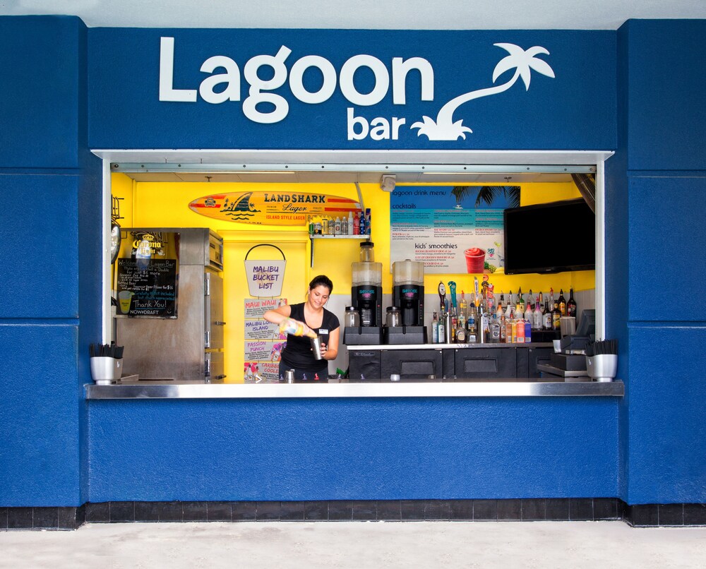 Hotel Bar