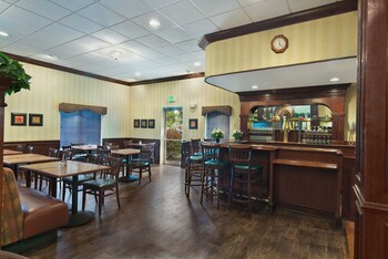 Hotel Lounge
