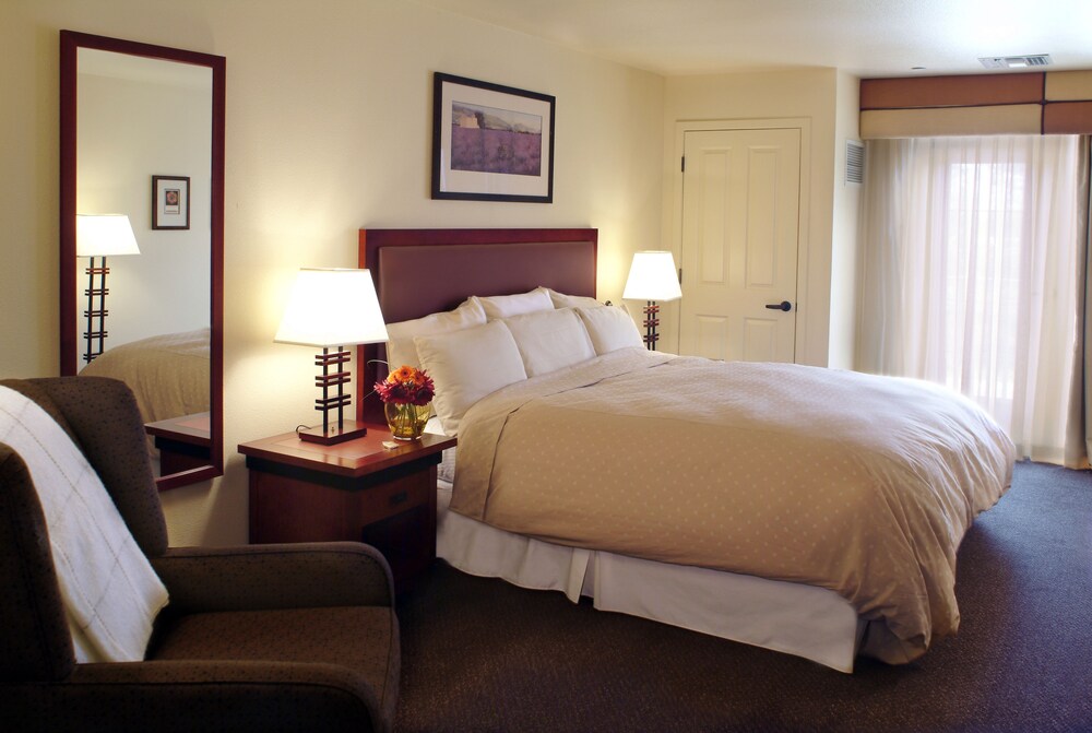 Room, Larkspur Landing Roseville - An All-Suite Hotel