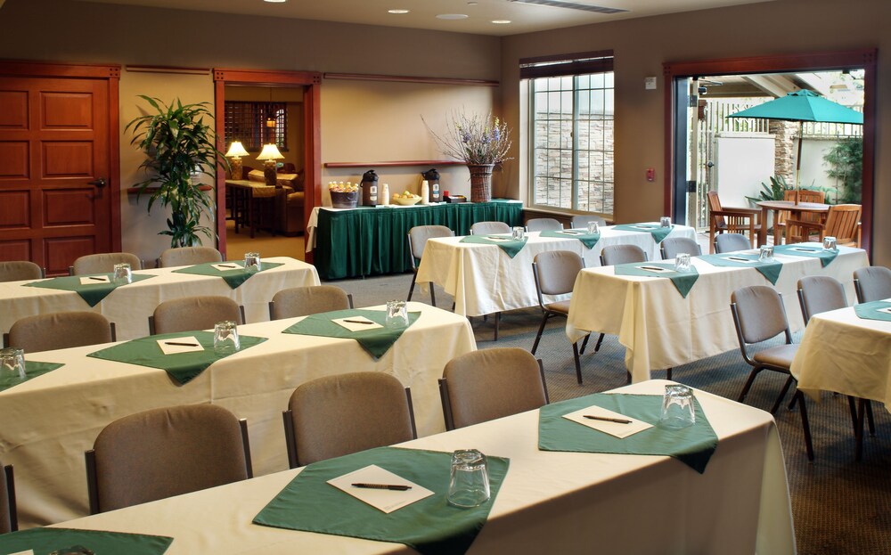 Meeting facility, Larkspur Landing Roseville - An All-Suite Hotel