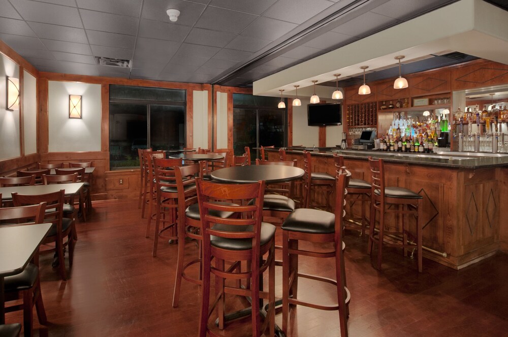 Hotel Lounge