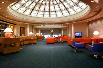 Hotel Lounge