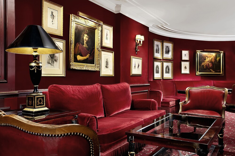 Hotel Lounge