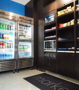 Snack Bar