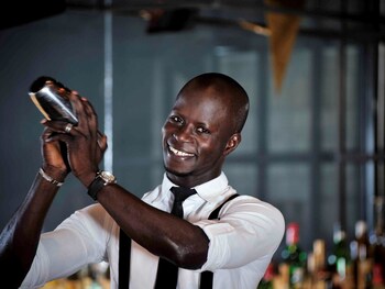 Hotel Bar