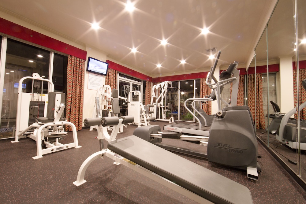 Gym, Ramada by Wyndham Houston Intercontinental Airport East