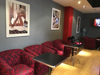 Hotel Lounge