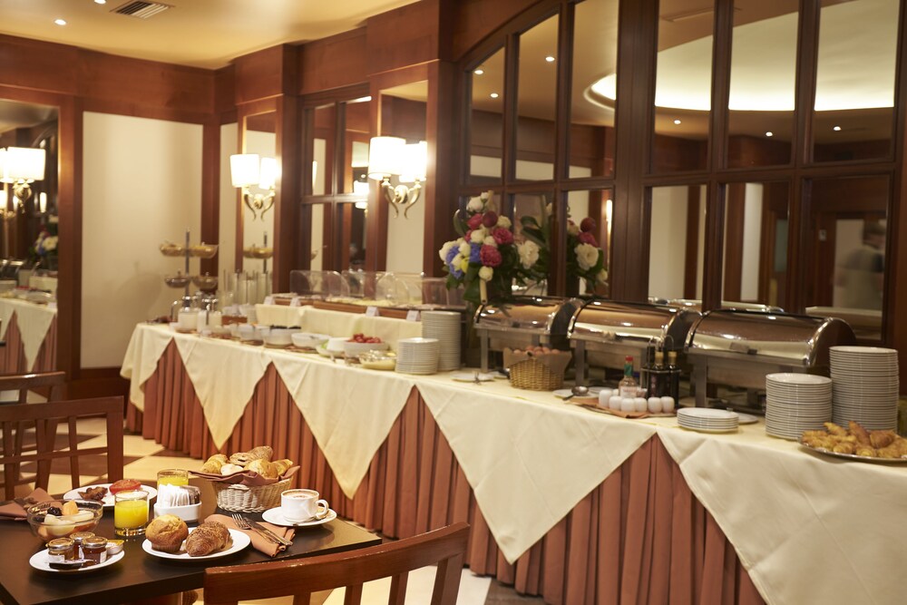 Salle de petit-déjeuner