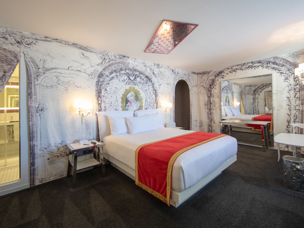 Guestroom