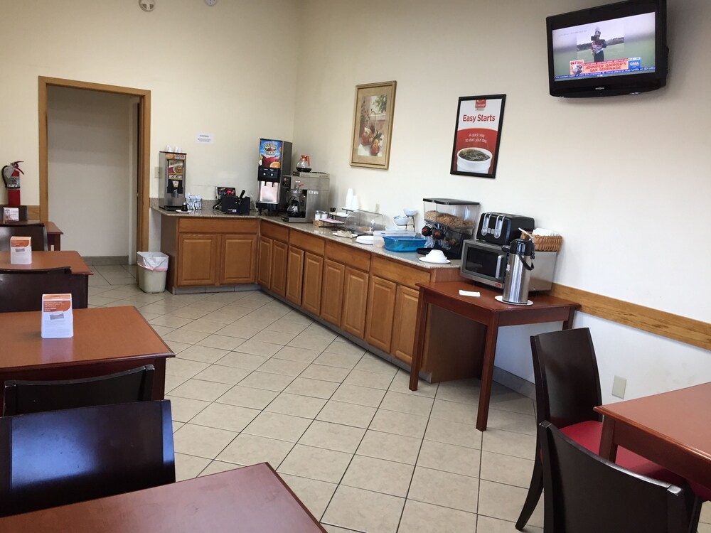 Salle de petit-déjeuner