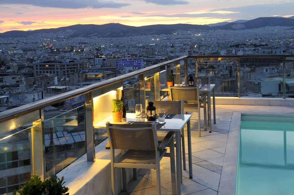 Rooftop Pool