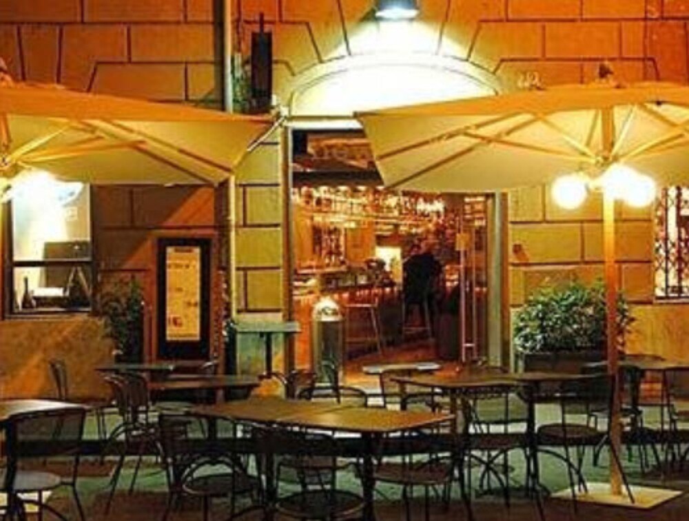 Outdoor Banquet Area