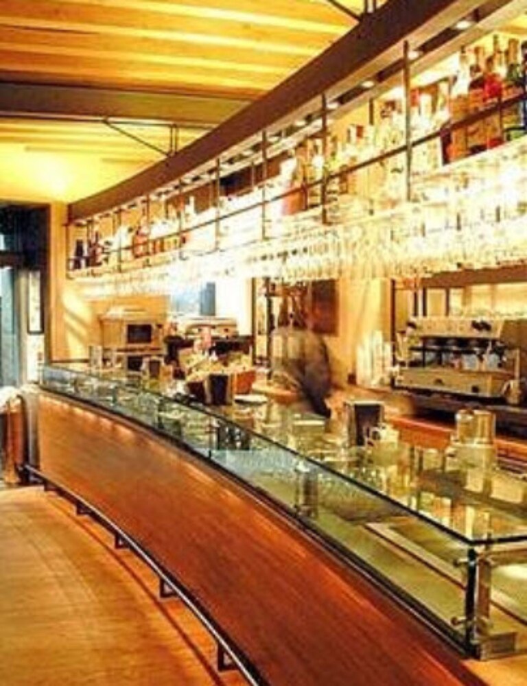 Hotel Bar