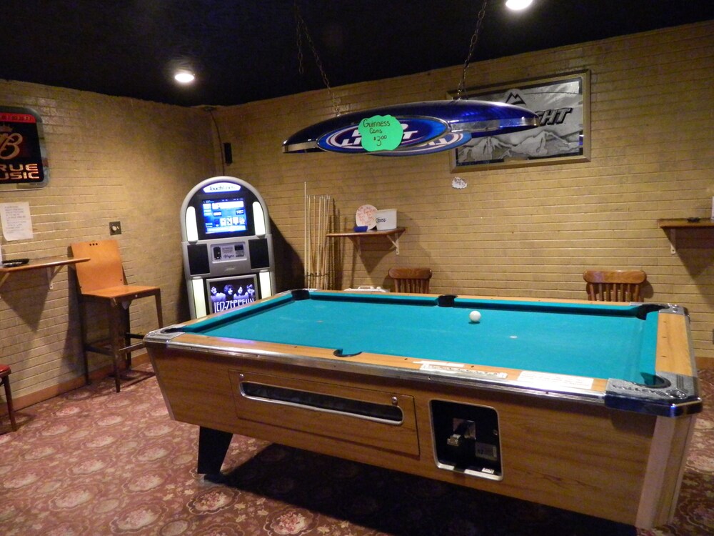 Hotel Lounge