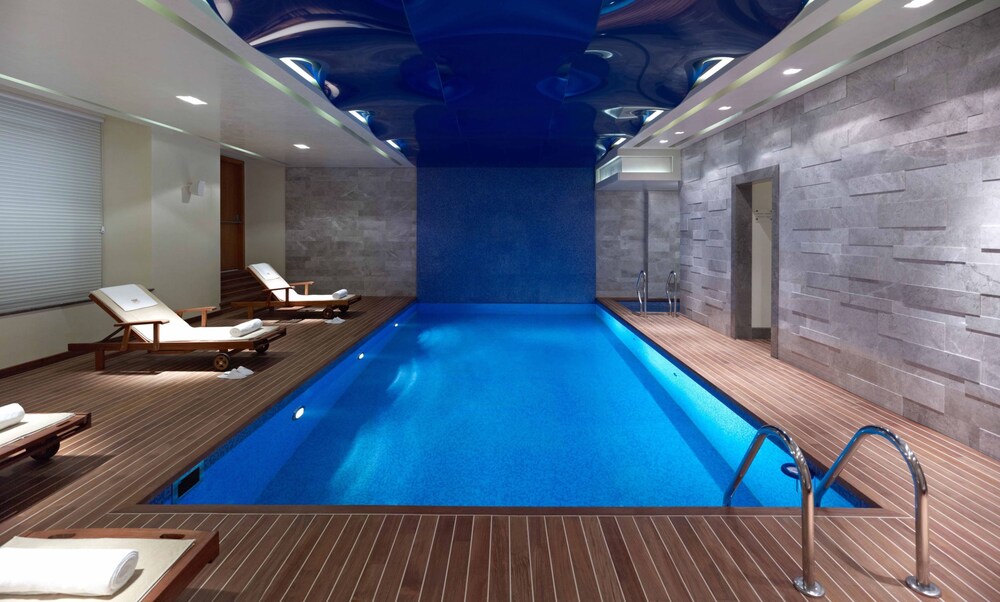 Indoor/Outdoor Pool